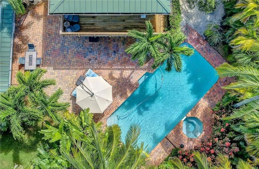 1578 Thumb Point Drive, Fort Pierce, FL 34949 Photo