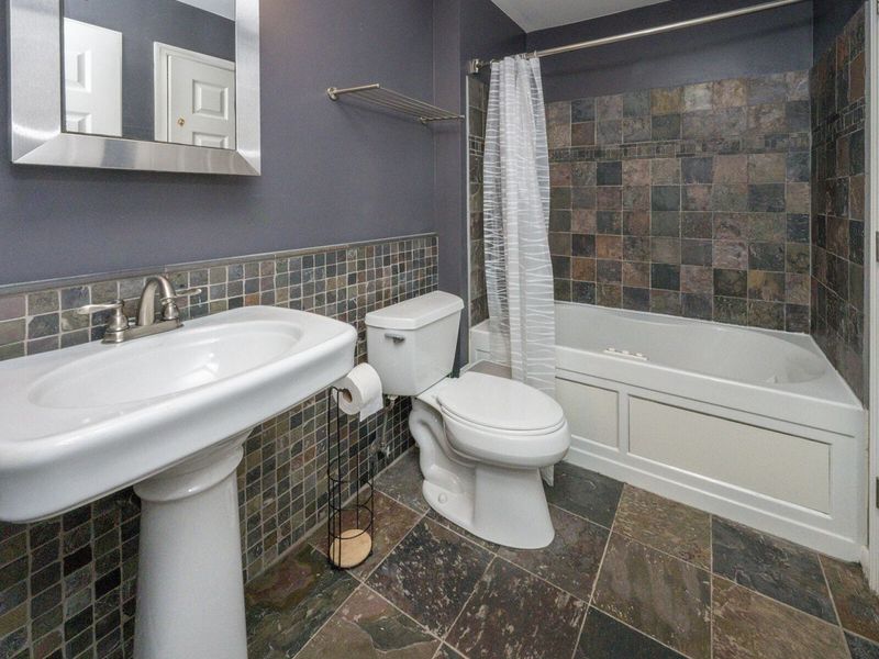539 Cloverfield Lane, Unit 308, Covington, KY 41011 Photo 17