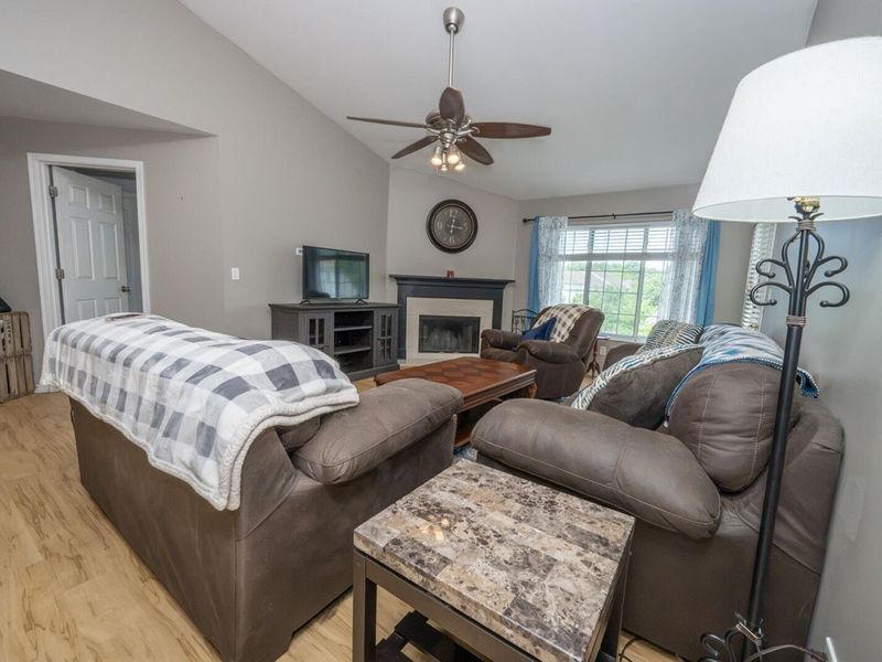 539 Cloverfield Lane, Unit 308, Covington, KY 41011 Photo 25