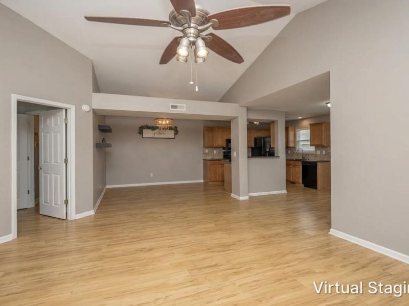 539 Cloverfield Lane, Unit 308, Covington, KY 41011 Photo 3