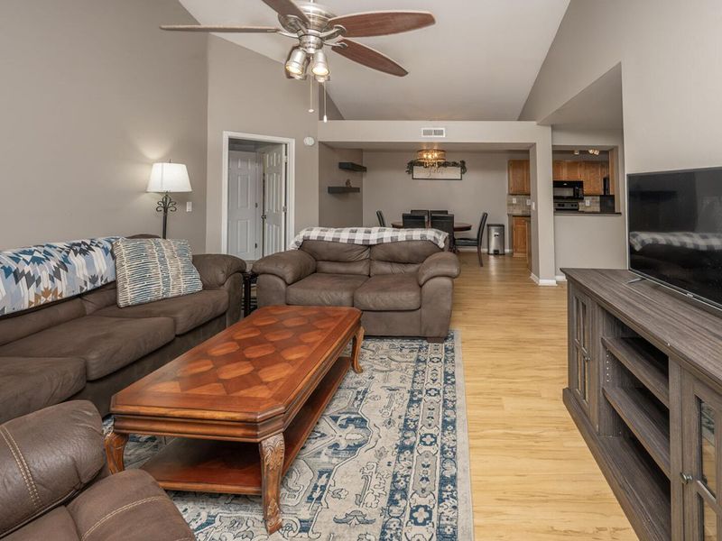 539 Cloverfield Lane, Unit 308, Covington, KY 41011 Photo 39