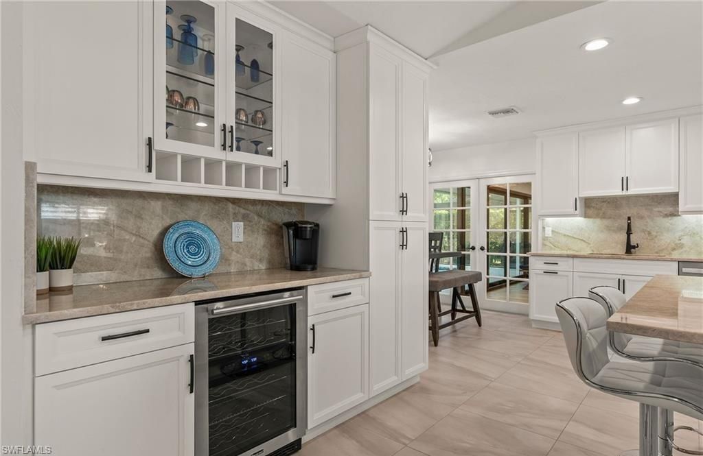 2307 Queens Way , Naples, FL 34112 Photo