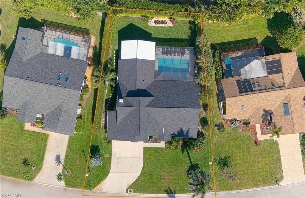 2307 Queens Way , Naples, FL 34112 Photo