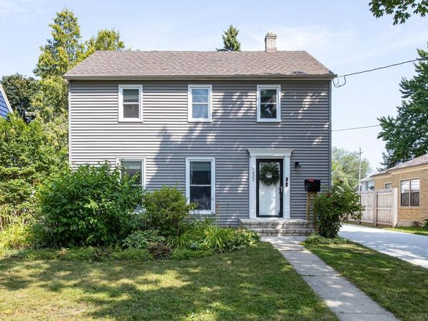 822 W 3RD STREET, Appleton, WI 54914