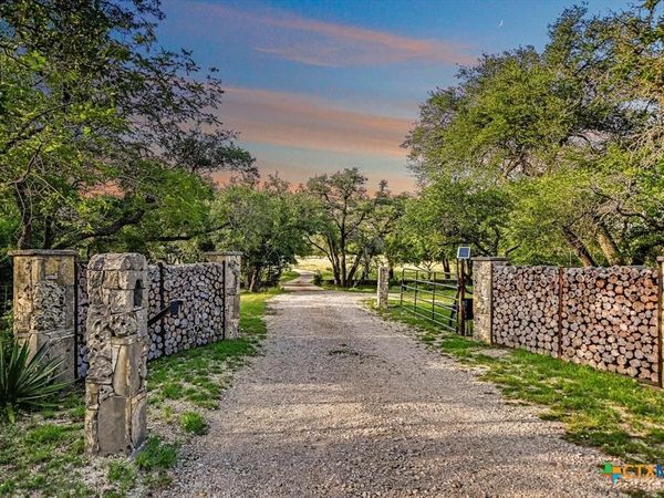 4301 Lone Man Mountain Road , Wimberley, TX 78676