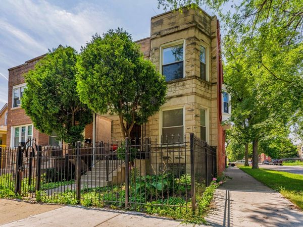 856 N Lawndale Avenue , Unit 1, Chicago, IL 60651