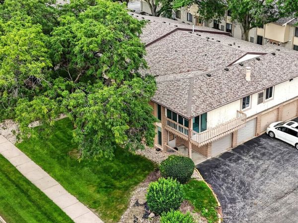 15713 Orlan Brook Drive , Unit 100, Orland Park, IL 60462