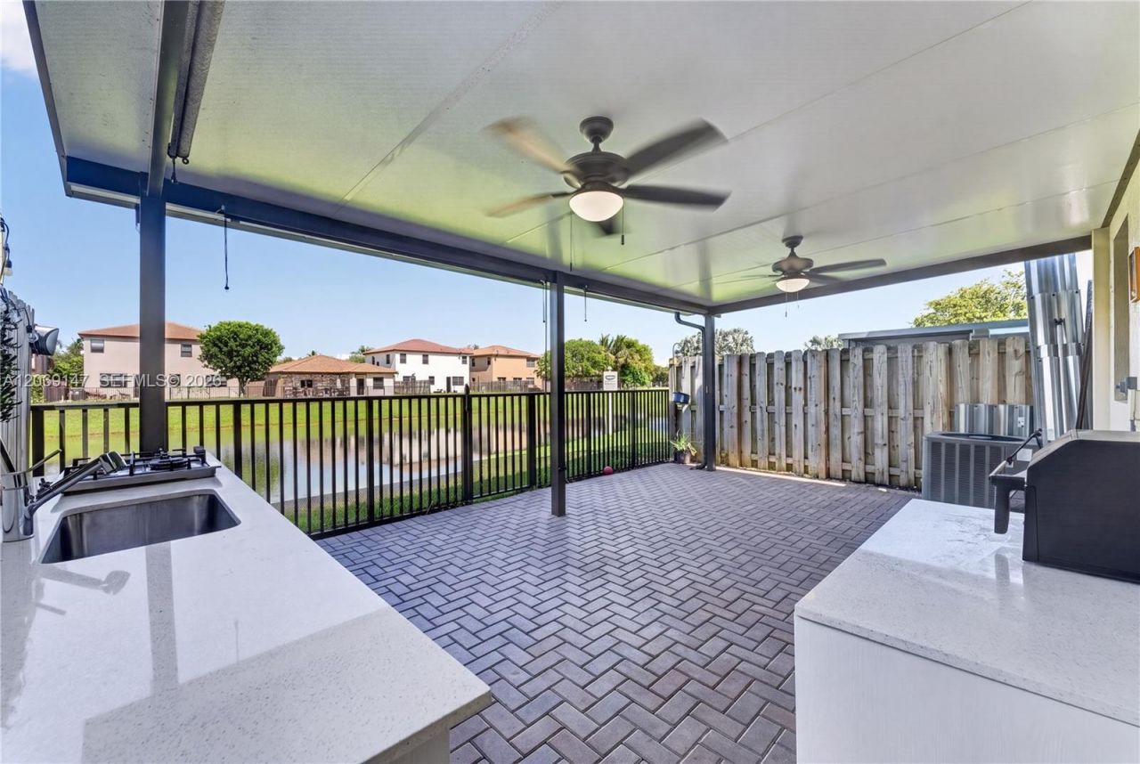 23280 SW 113th Psge , Homestead, FL 33032 Photo