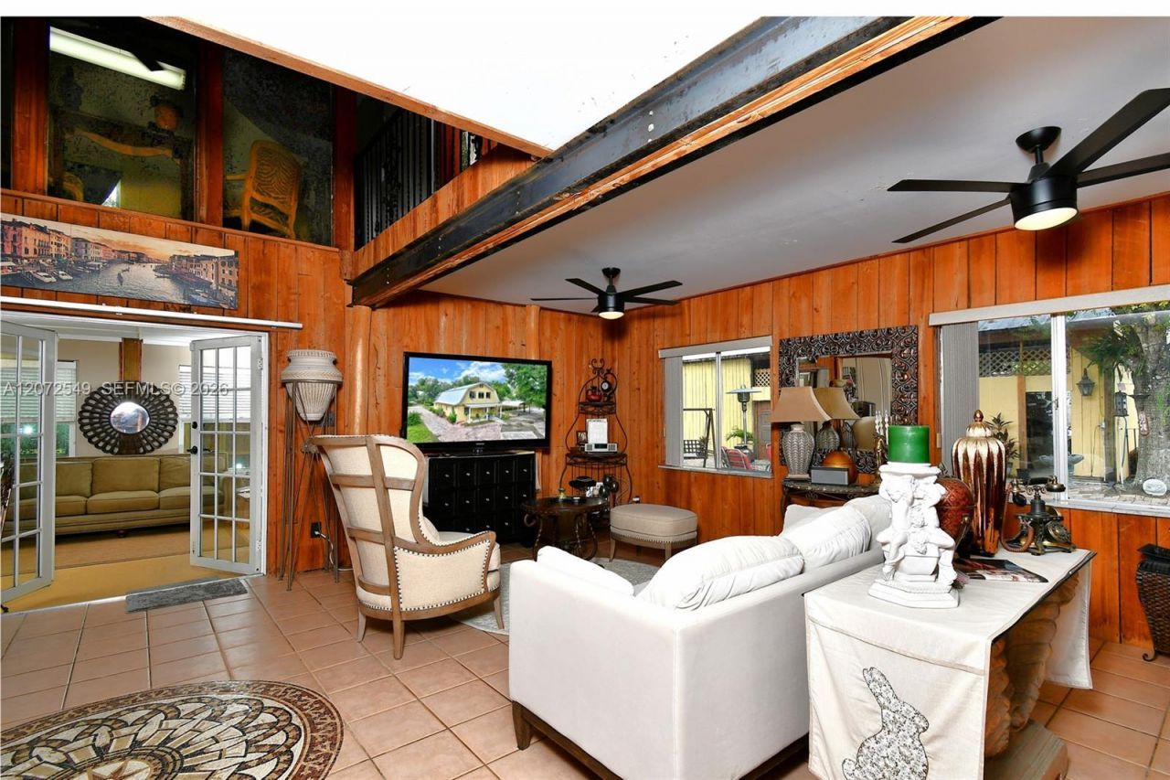 123 Riverbend Dr , La Belle, FL 33935 Photo