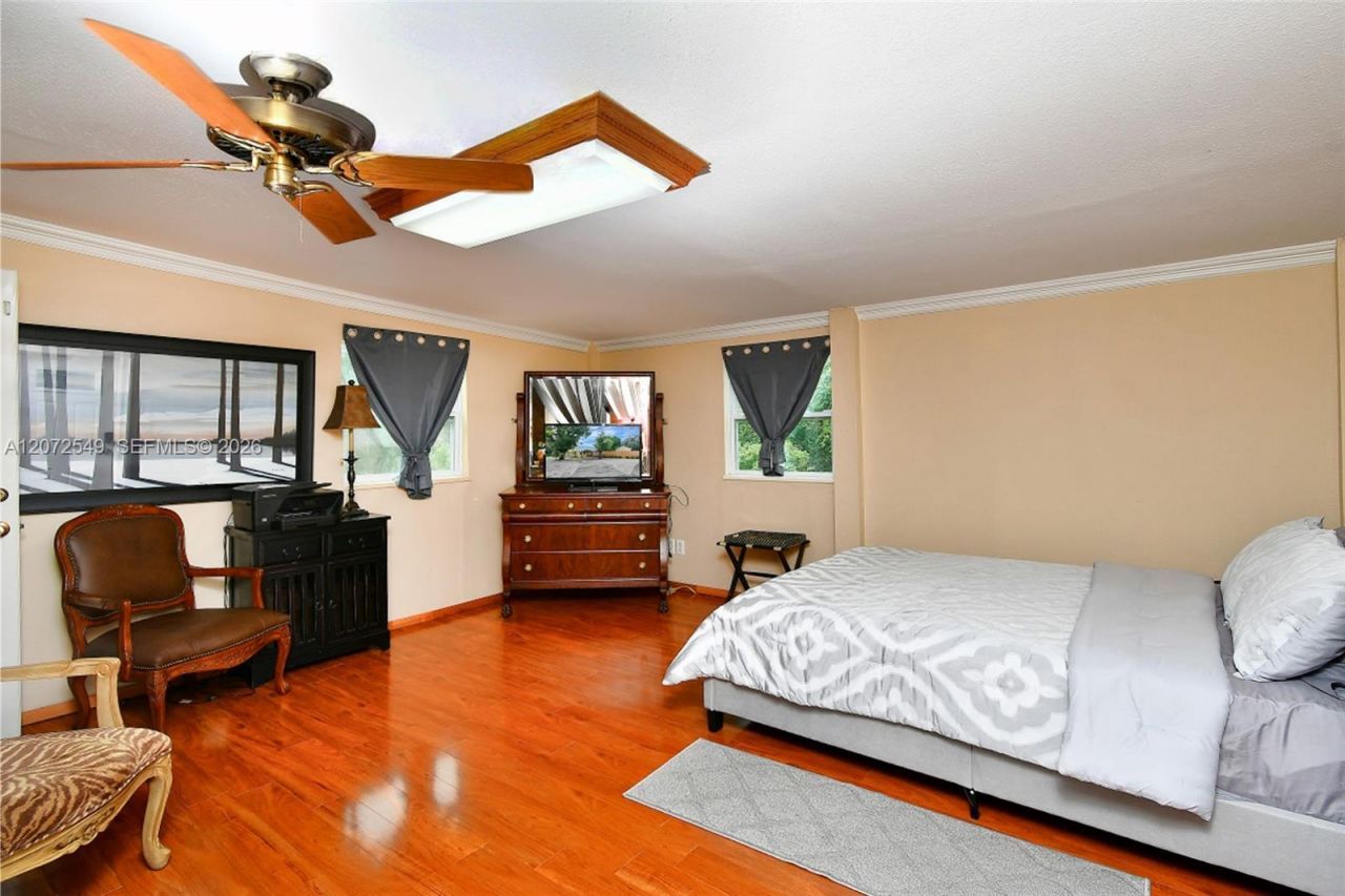 123 Riverbend Dr , La Belle, FL 33935 Photo