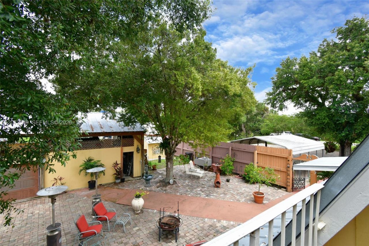 123 Riverbend Dr , La Belle, FL 33935 Photo