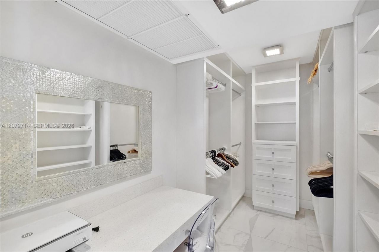 5555 Collins Ave , Unit 16B, Miami Beach, FL 33140 Photo