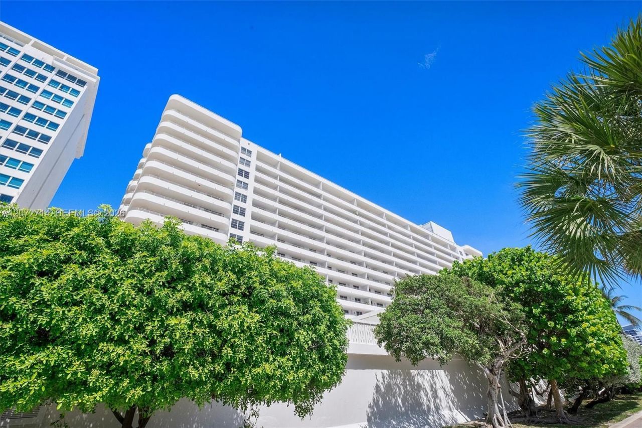 5555 Collins Ave , Unit 16B, Miami Beach, FL 33140 Photo