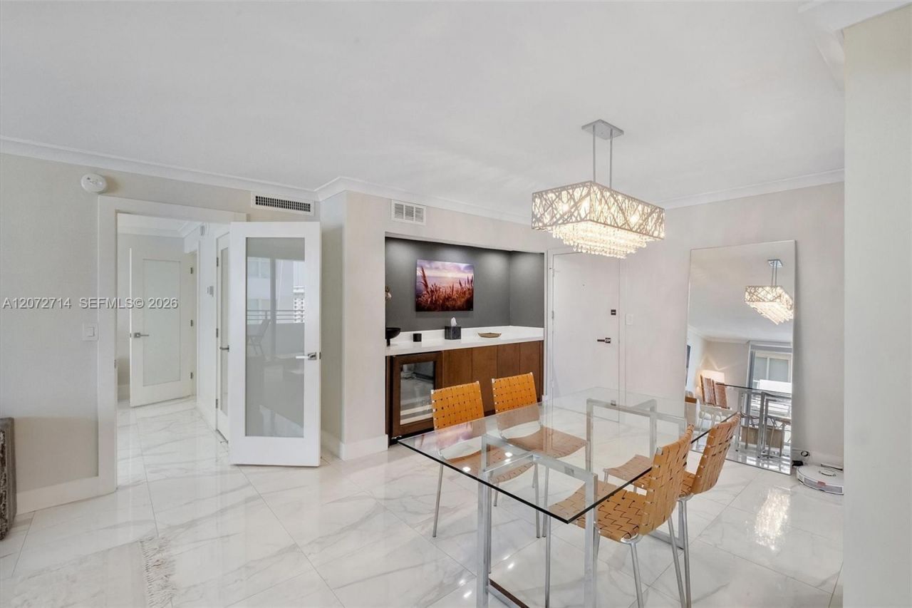 5555 Collins Ave , Unit 16B, Miami Beach, FL 33140 Photo