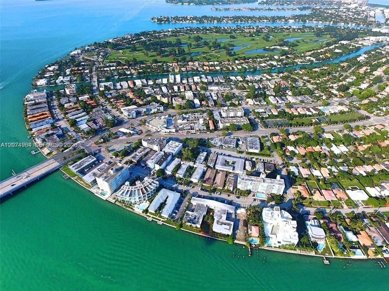 1990 Marseille Dr, Unit 206, Miami Beach, FL 33141 Photo
