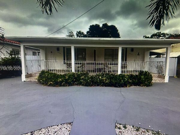 1947 NW 33rd St , Unit 1, Miami, FL 33142