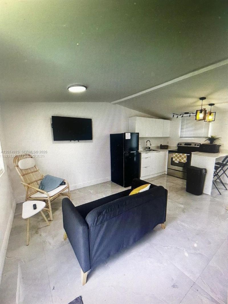 1947 NW 33rd St , Unit 1, Miami, FL 33142 Photo