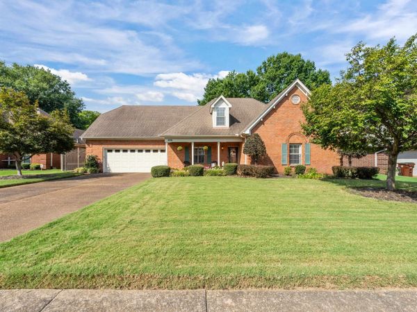 6739 STONETRACE DR, Bartlett, TN 38135