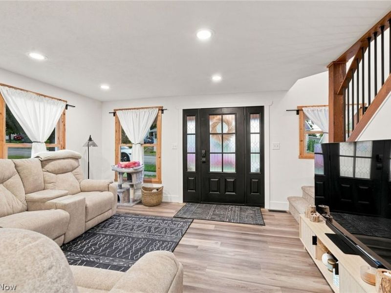211 E Wood Street, Shreve, OH 44676 Photo 8
