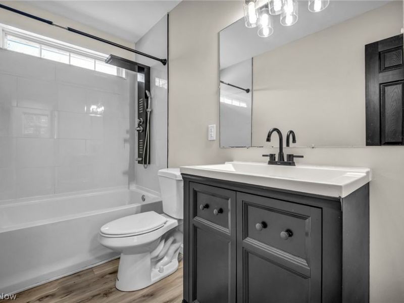 4072 E 108th Street , Cleveland, OH 44105 Photo 14