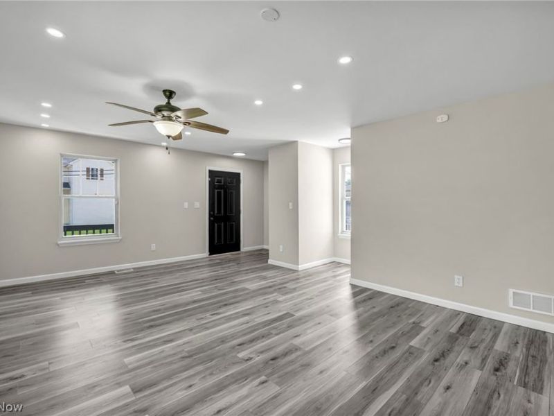 4072 E 108th Street , Cleveland, OH 44105 Photo 4