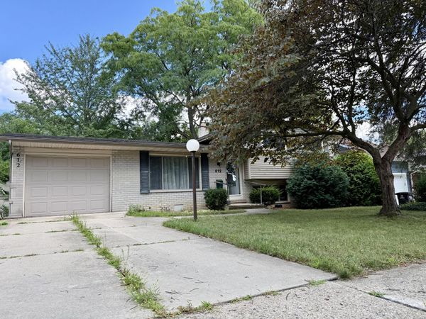 612 Leona Drive, Ann Arbor, MI 48103