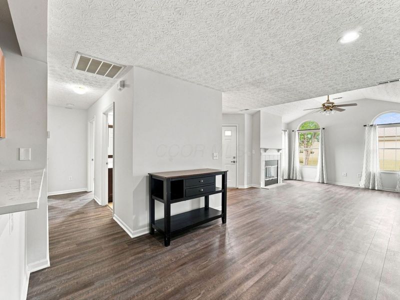 4652 Collingville Way , Unit 21, Columbus, OH 43230 Photo 14