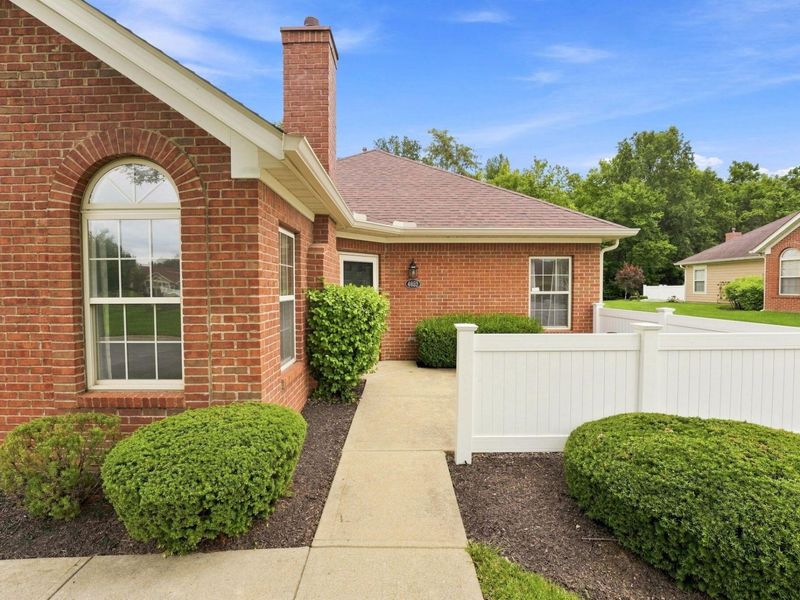 4652 Collingville Way , Unit 21, Columbus, OH 43230 Photo 3