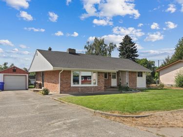 9722 E Valleyway Ave, Spokane Valley, WA 99206