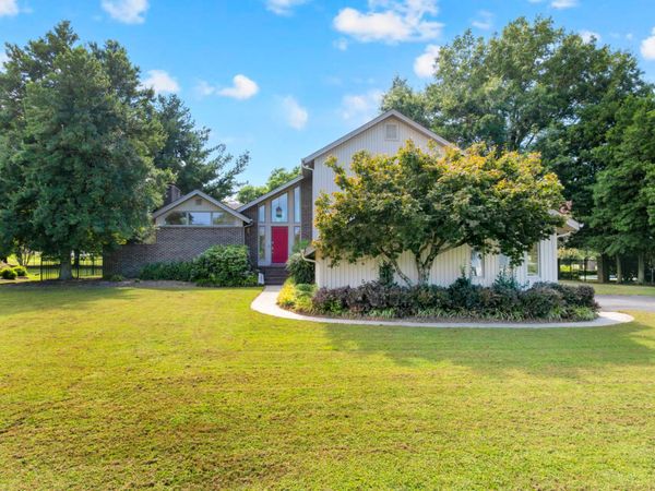 203 Kingsridge Blvd , Tullahoma, TN 37388