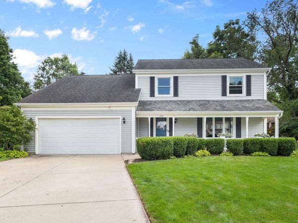 1854 Acorn Lane, Mishawaka, IN 46544