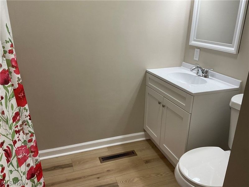 38397 Dolores Drive, Eastlake, OH 44095 Photo 12
