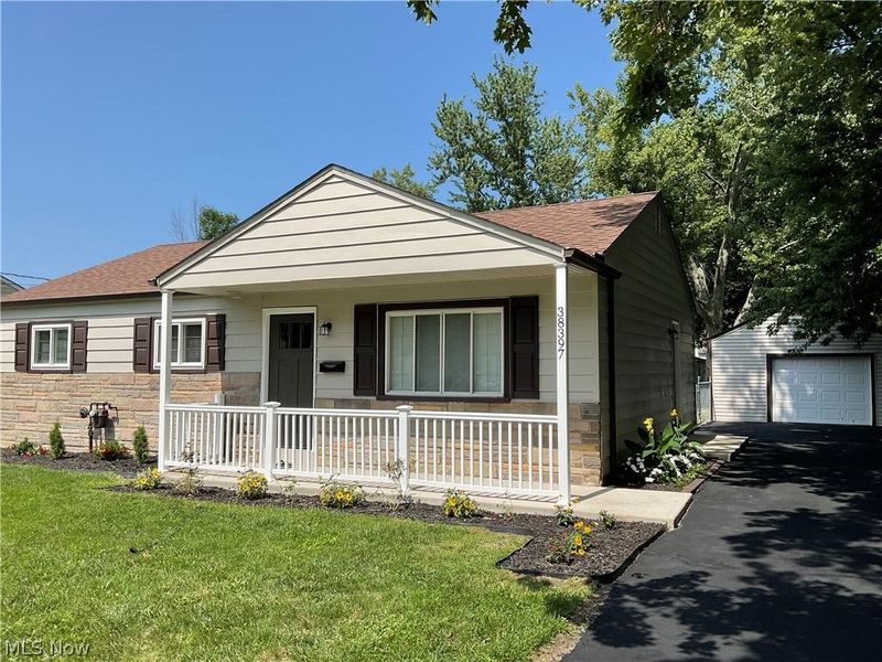 38397 Dolores Drive, Eastlake, OH 44095 Photo 2