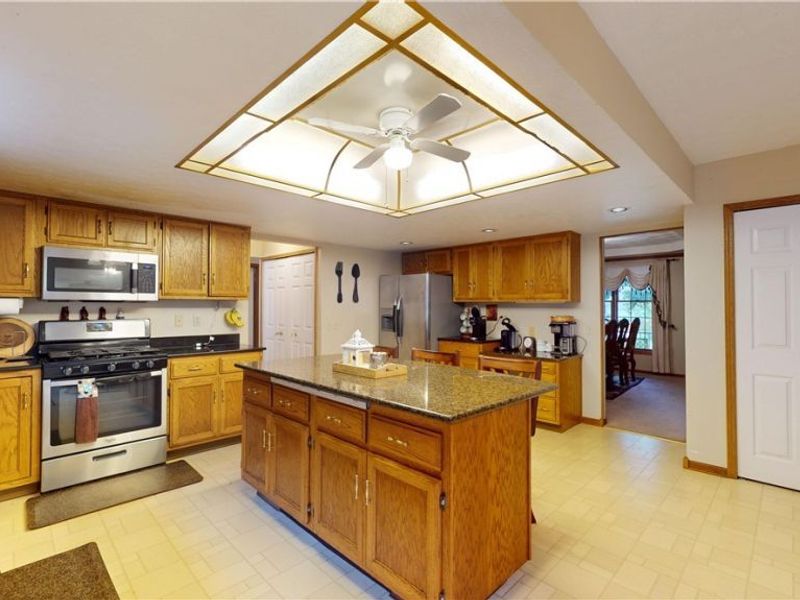 4111 Sacramento Boulevard , Medina, OH 44256 Photo 3