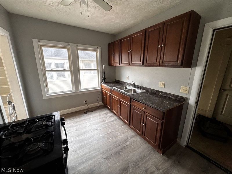 13414 Shaw Avenue, East Cleveland, OH 44112 Photo 22