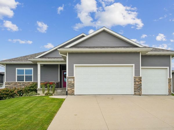 2026 Reese Road, Cedar Falls, IA 50613