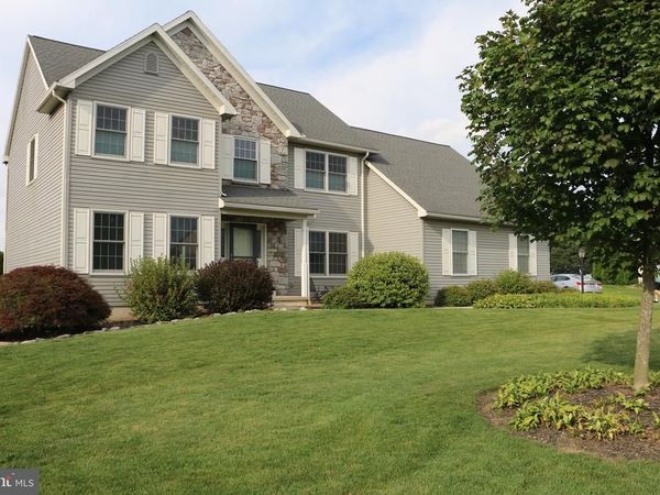 1033 CIDER LANE, LEBANON, PA 17046