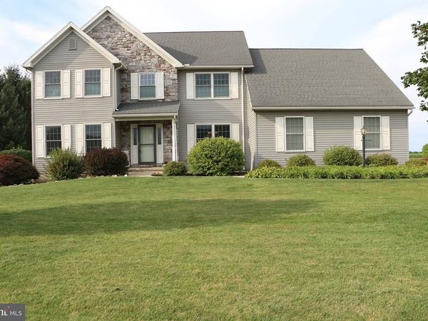 1033 CIDER LANE, LEBANON, PA 17046