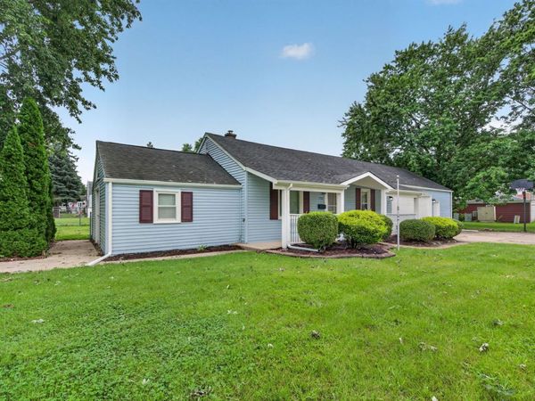 1721 Kelly Avenue , Crest Hill, IL 60403