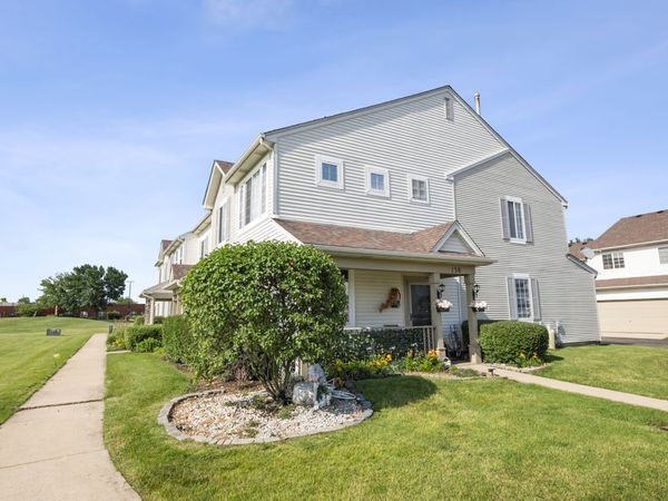 138 Azalea Circle , Unit 138, Romeoville, IL 60446