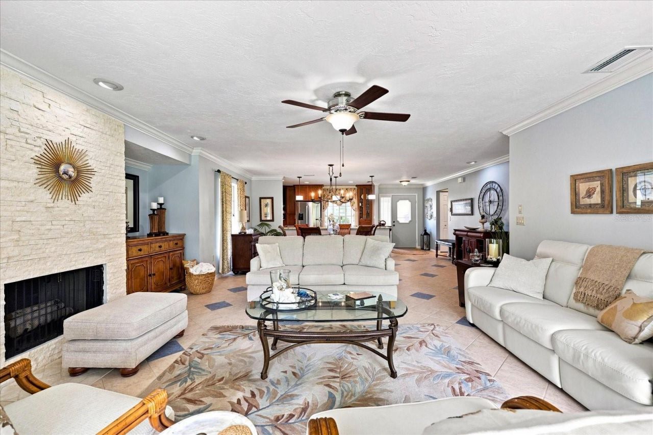3252 Ringwood Meadow, Unit 81, Sarasota, FL 34235 Photo