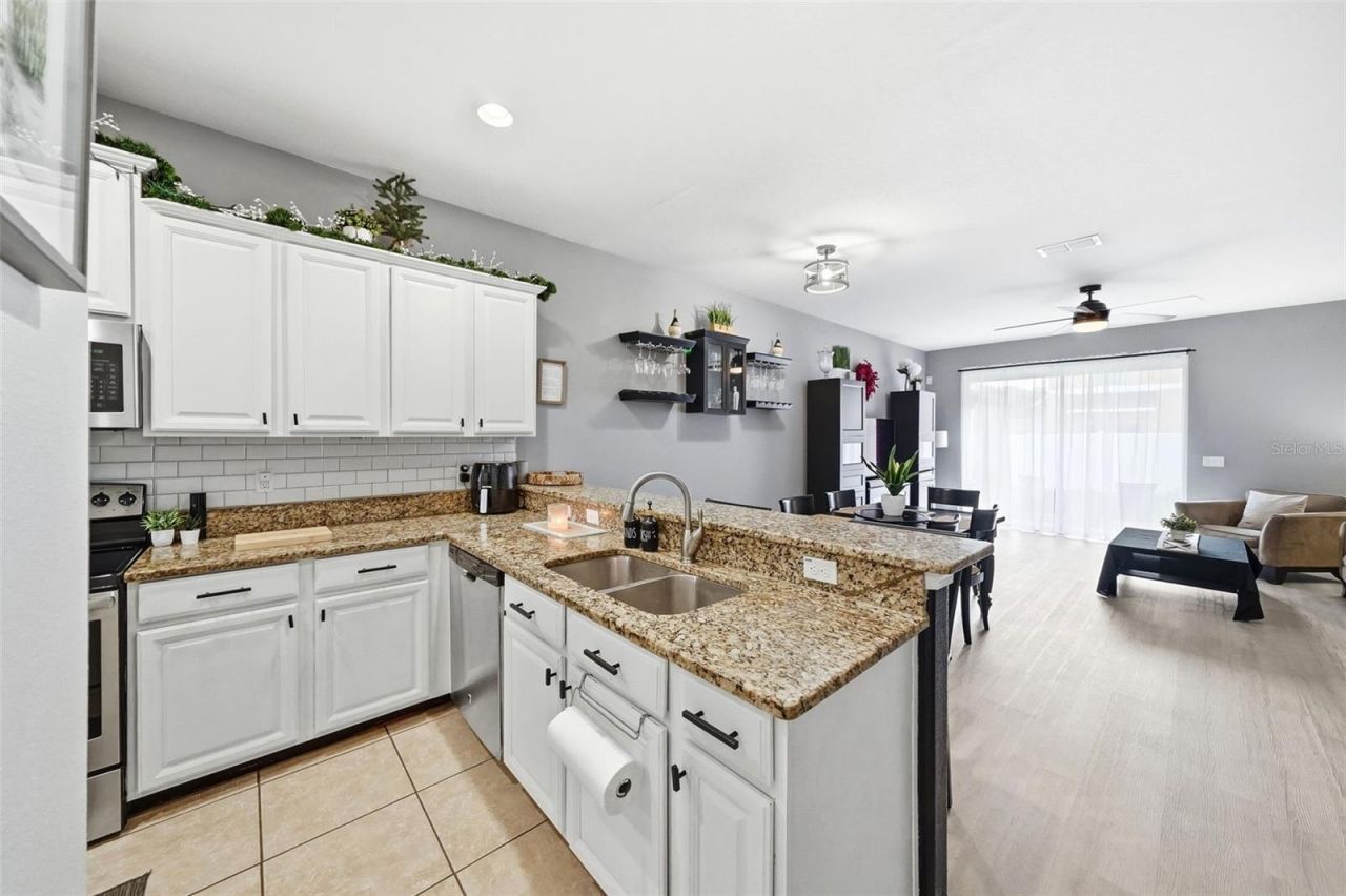 9484 Trumpet Vine Loop, Trinity, FL 34655 Photo
