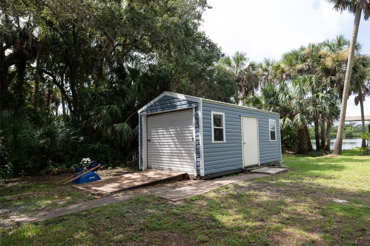 8597 SW Riverside Drive, Arcadia, FL 34269 Photo