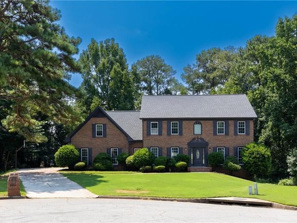560 Trombley Bay Lane , Lawrenceville, GA 30044