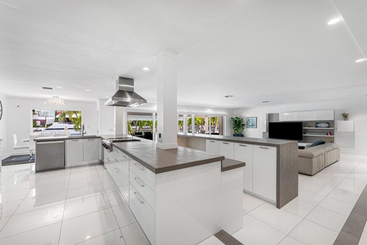 2540 Mercedes Drive, Fort Lauderdale, FL 33316 Photo