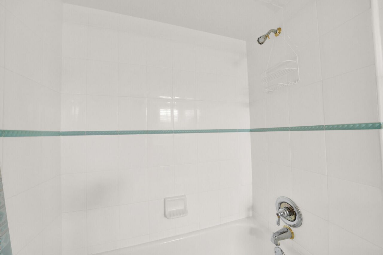 5500 Old Ocean Boulevard, Unit 108, Ocean Ridge, FL 33435 Photo