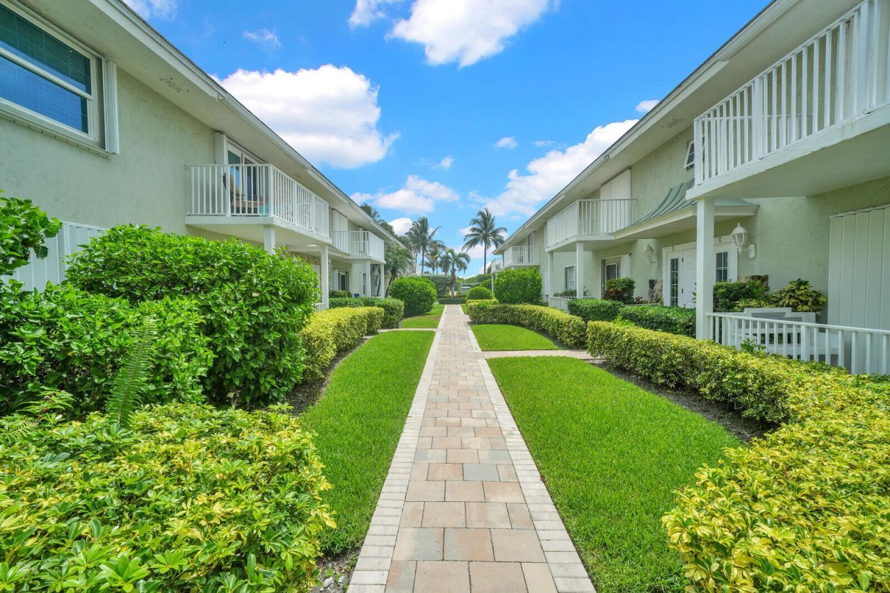 5500 Old Ocean Boulevard, Unit 108, Ocean Ridge, FL 33435 Photo