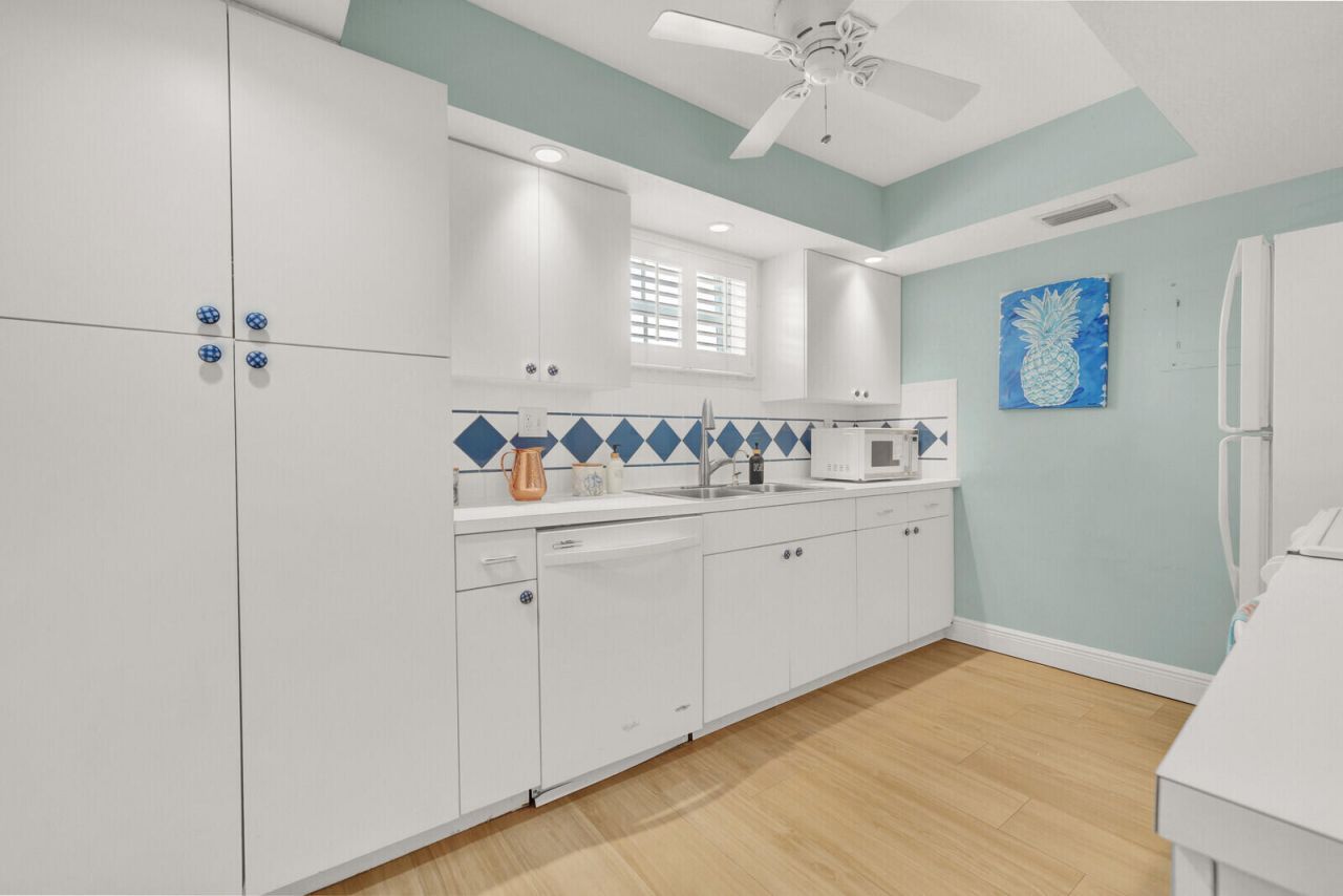 5500 Old Ocean Boulevard, Unit 108, Ocean Ridge, FL 33435 Photo