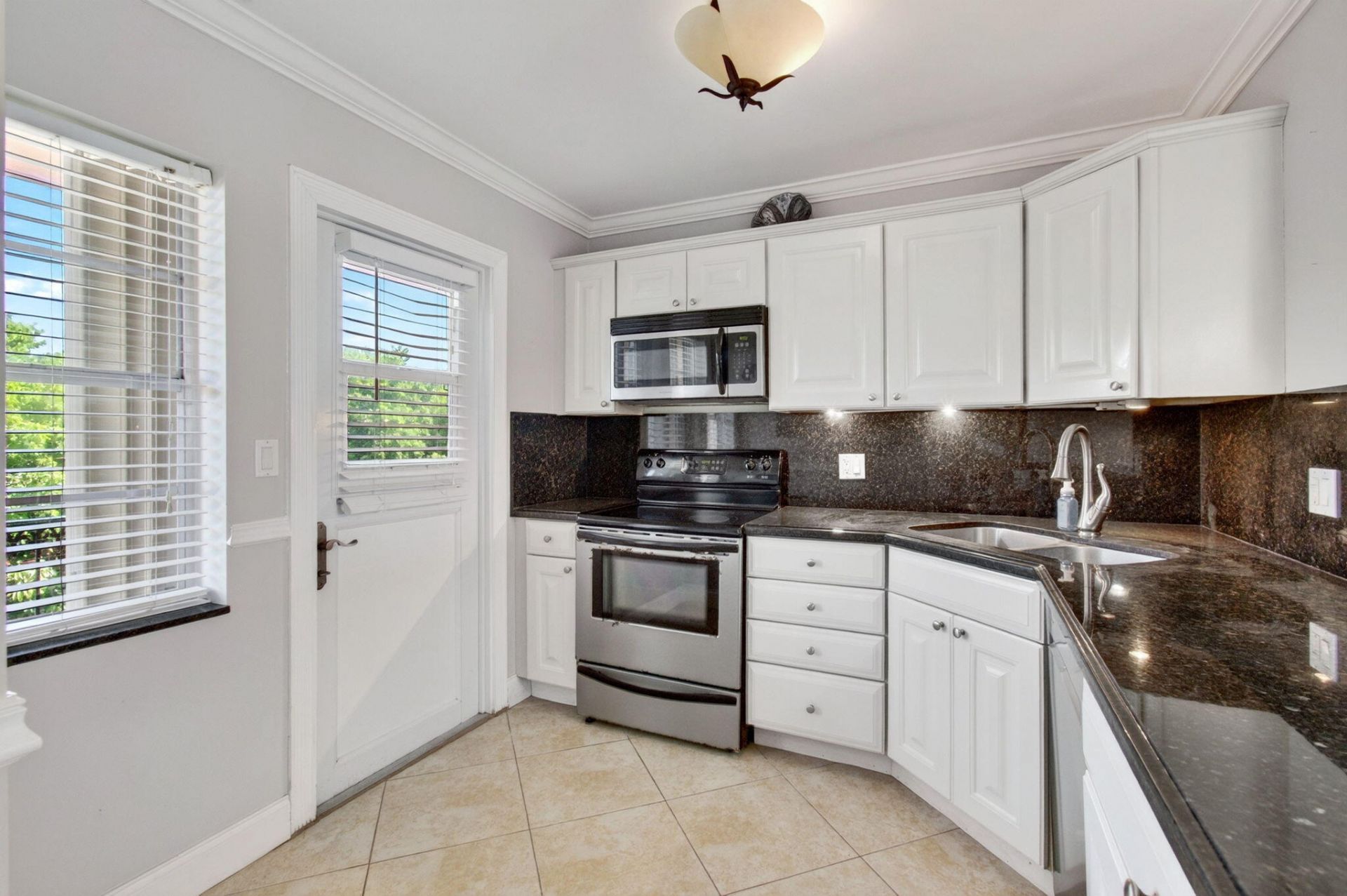 2871 N Ocean Boulevard N, Unit V345, Boca Raton, FL 33431 Photo