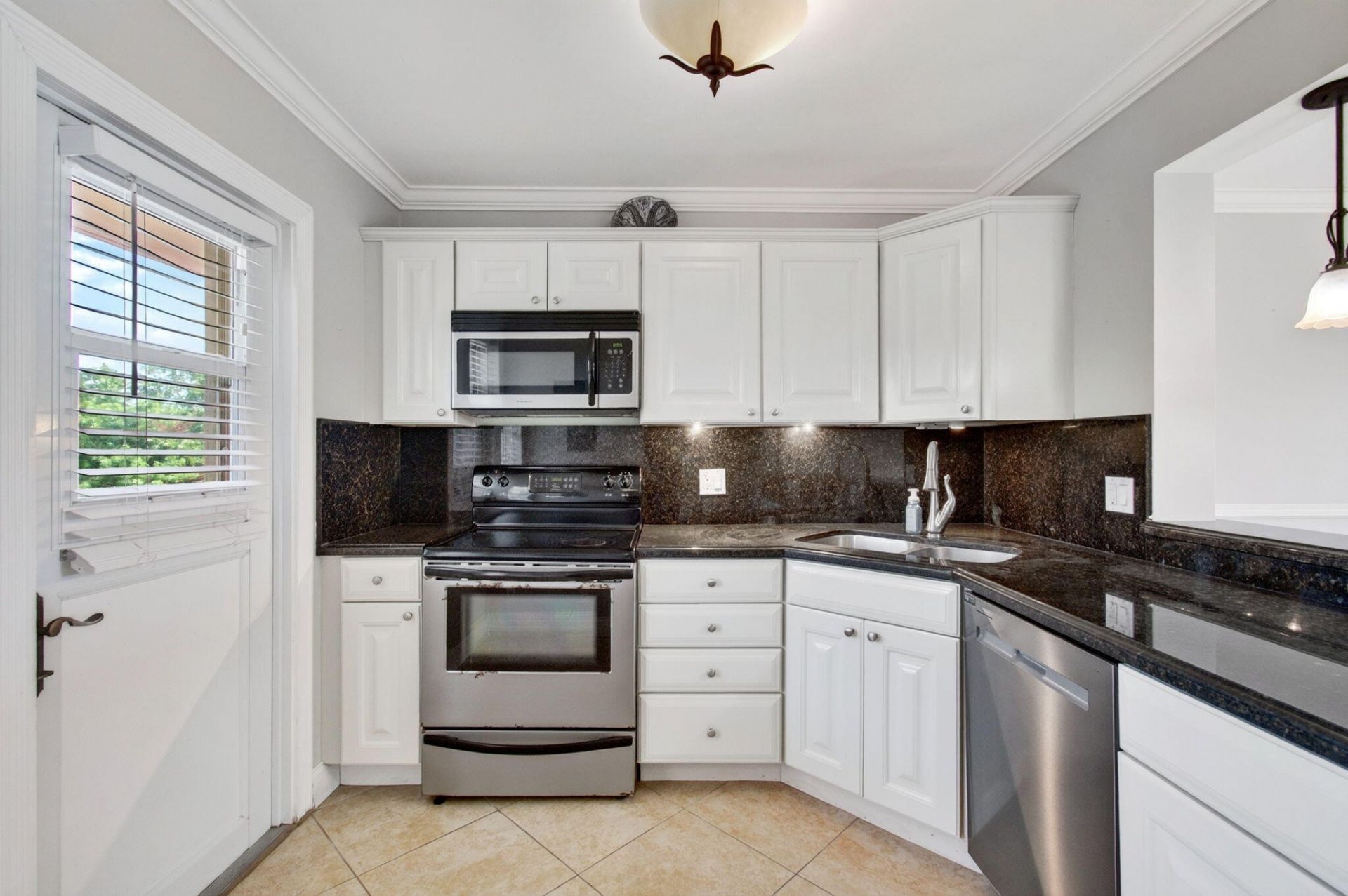 2871 N Ocean Boulevard N, Unit V345, Boca Raton, FL 33431 Photo